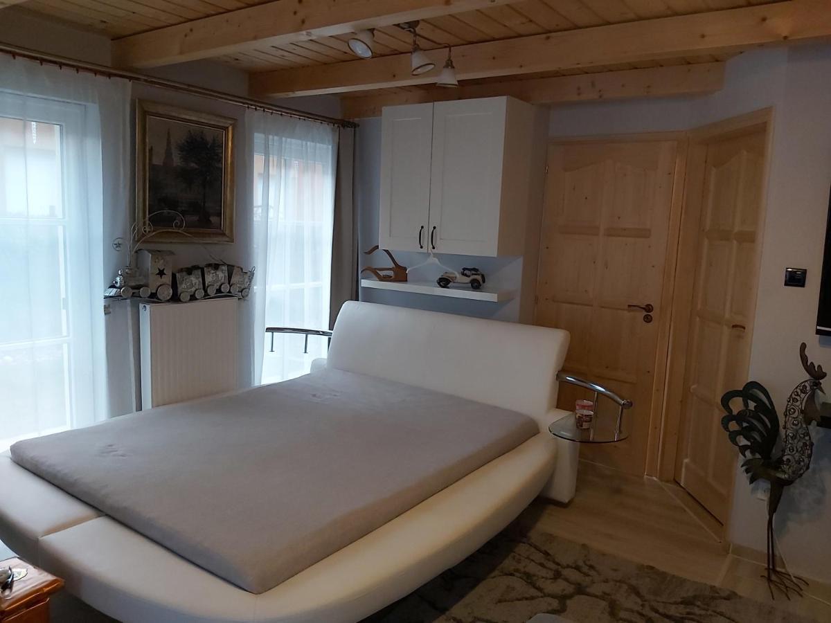 Flamingo Apartman Балатонсарсо Экстерьер фото